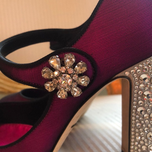 Golce&Gabbana pink jeweled shoes! - Picture 4 of 5